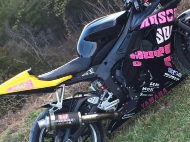 Carénages Moto Yamaha YZF R6 2003-2004 - Jaune Rose Noir Brillant Rossi Repsol 46