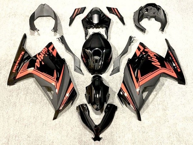 Carénages Moto Kawasaki EX300 2013-2024 - Noir Brillant Orange